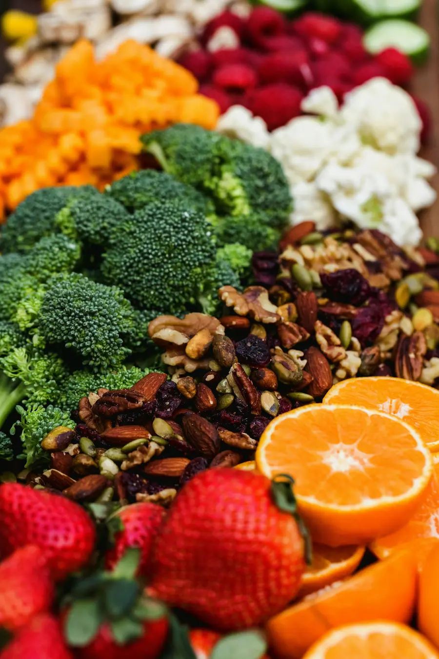 Broccoli and fruit